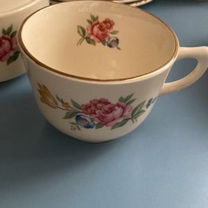 Complete 27 piece Dessert Set. Excellent Condition. Marked “USA”